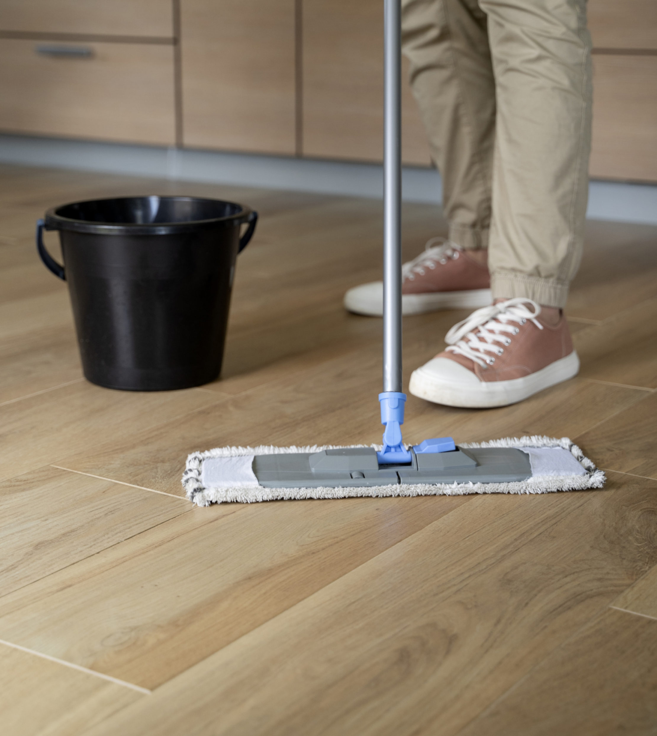 Hoe je jouw Houten Vloer Dweilen moet 7… Van Houdt